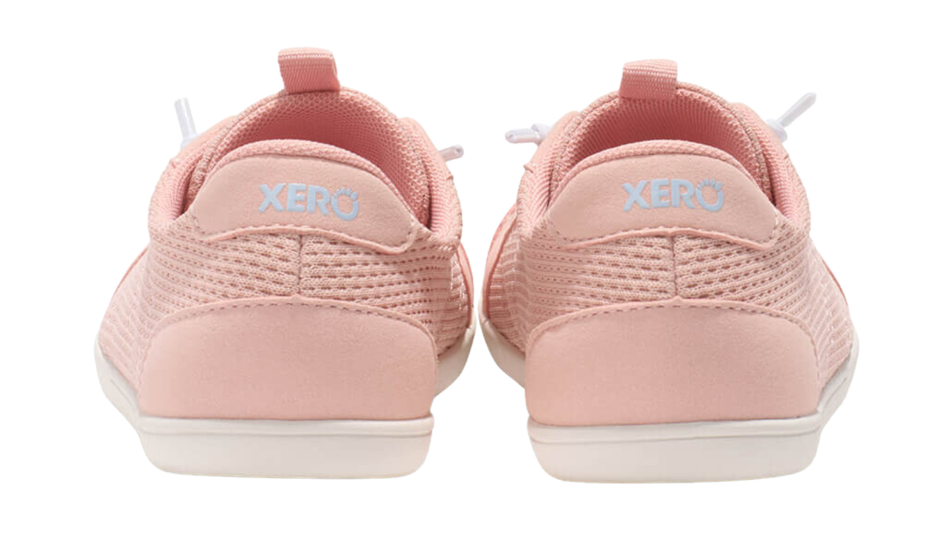 Barfußschuh mit Schnürung, breite Zehenbox, flexible Sohle, geschlossener Fersenbereich, Rückansicht als Paar