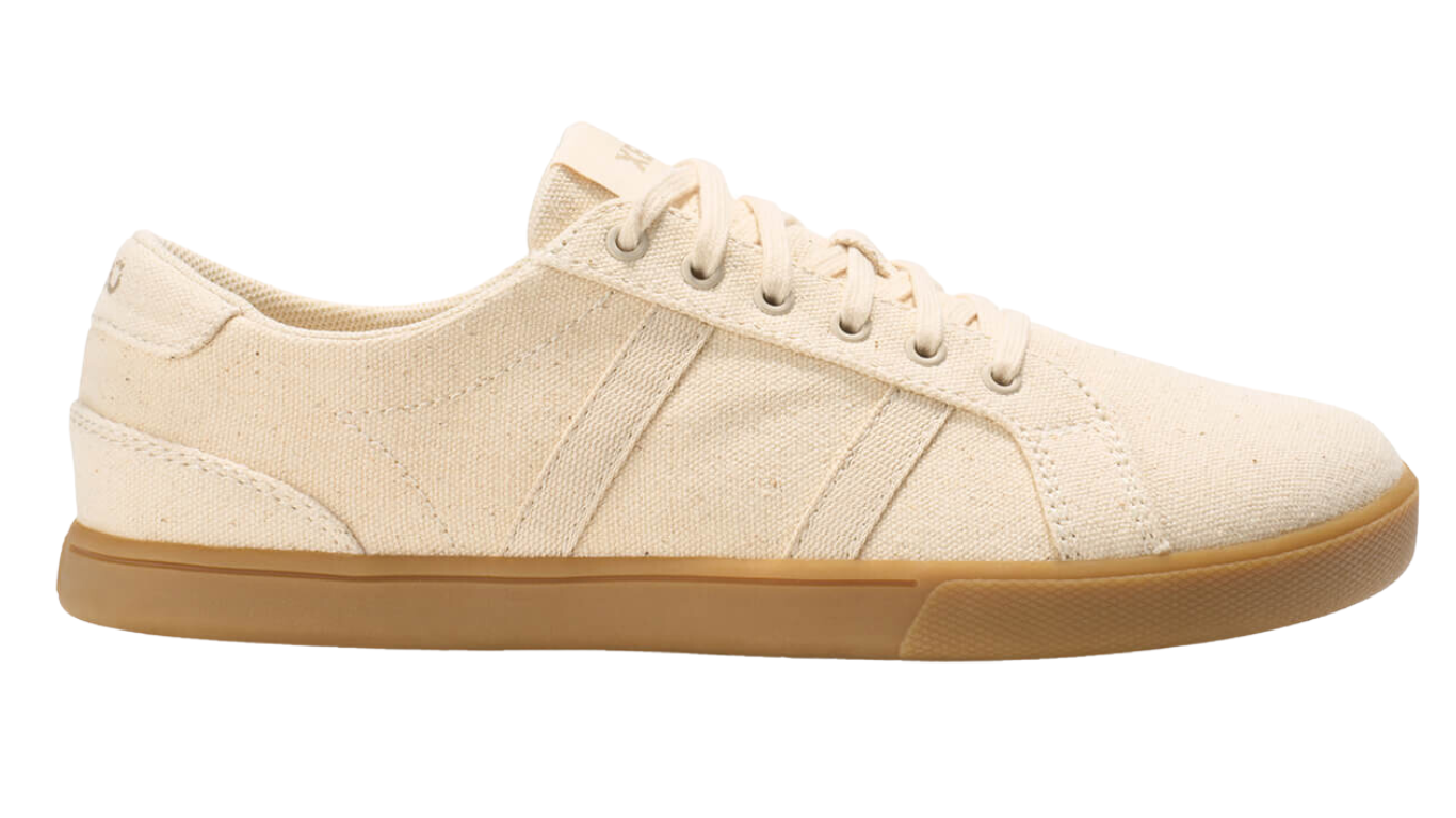 Barfußschuh mit Schnürung, breite Zehenbox, flexible Sohle, geschlossener Fersenbereich, Seitenansicht außen, einzelner Schuh