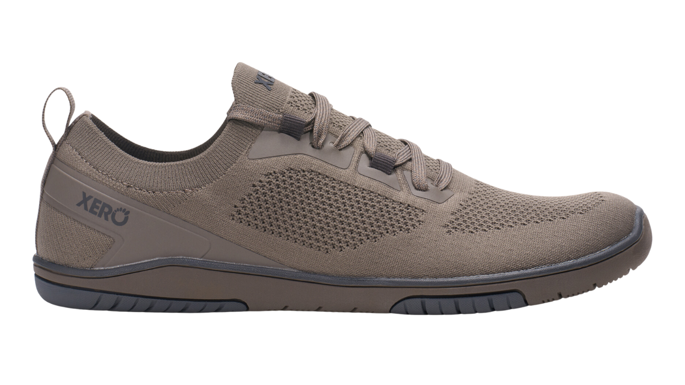 Barfußschuh, geschlossene Zehen und geschlossener Fersenbereich, Schnürung, flexible Sohle, Einzelschuh, Seitenansicht außen