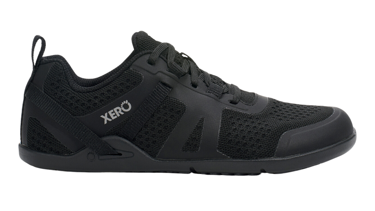 Barfußschuh mit Schnürung, breite Zehenbox, flexible Sohle, geschlossener Fersenbereich, Seitenansicht außen, einzelner Schuh