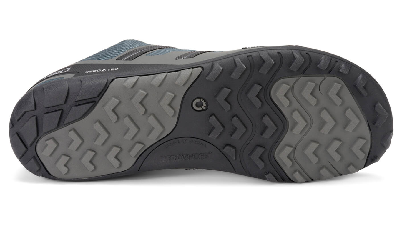 Barfußschuh mit Schnürung, breite Zehenbox, flexible Sohle, geschlossener Fersenbereich, Ansicht von unten