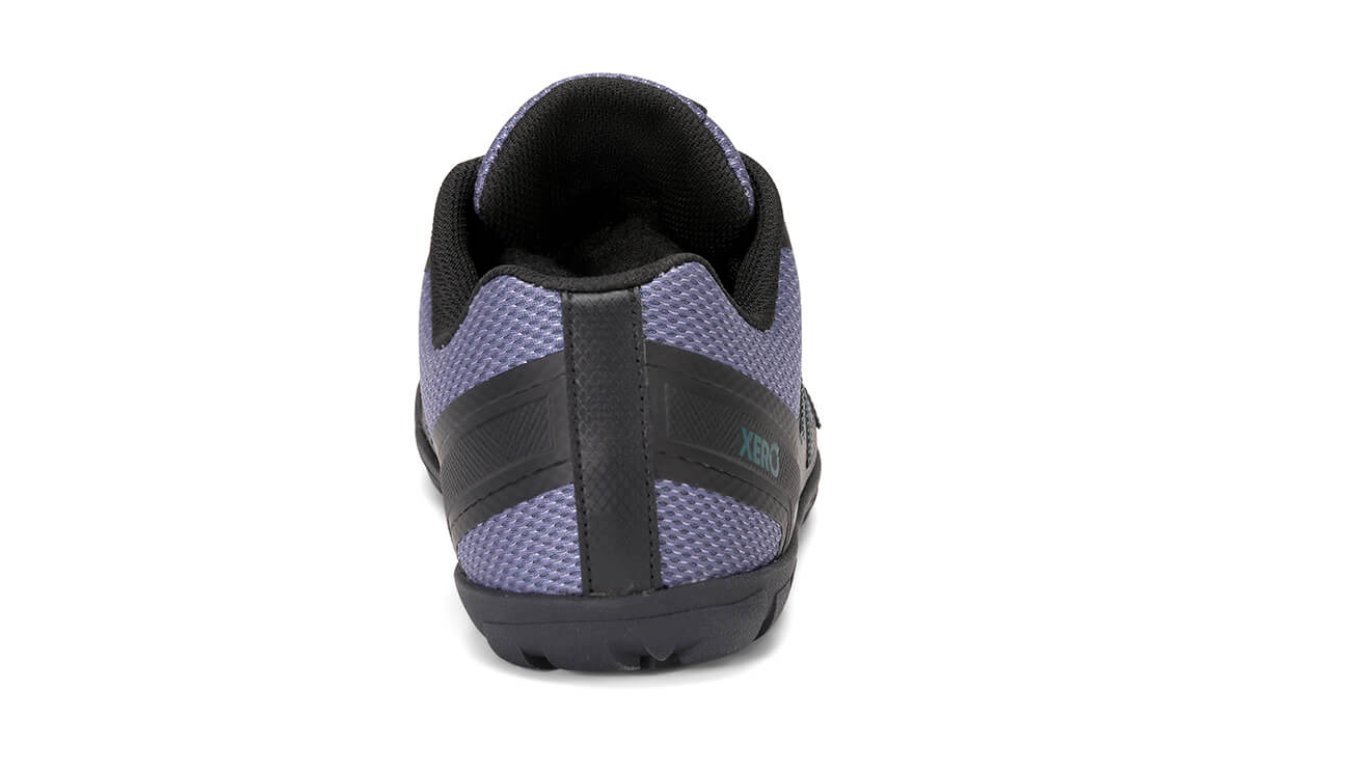 Barfußschuh mit Schnürung, breite Zehenbox, flexible Sohle, geschlossener Fersenbereich, Rückansicht