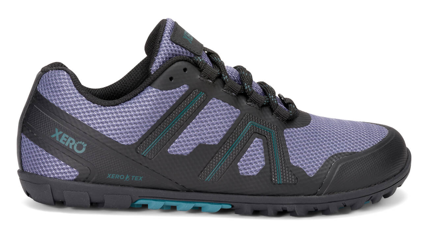 Barfußschuh mit Schnürung, breite Zehenbox, flexible Sohle, geschlossener Fersenbereich, Seitenansicht außen, einzelner Schuh
