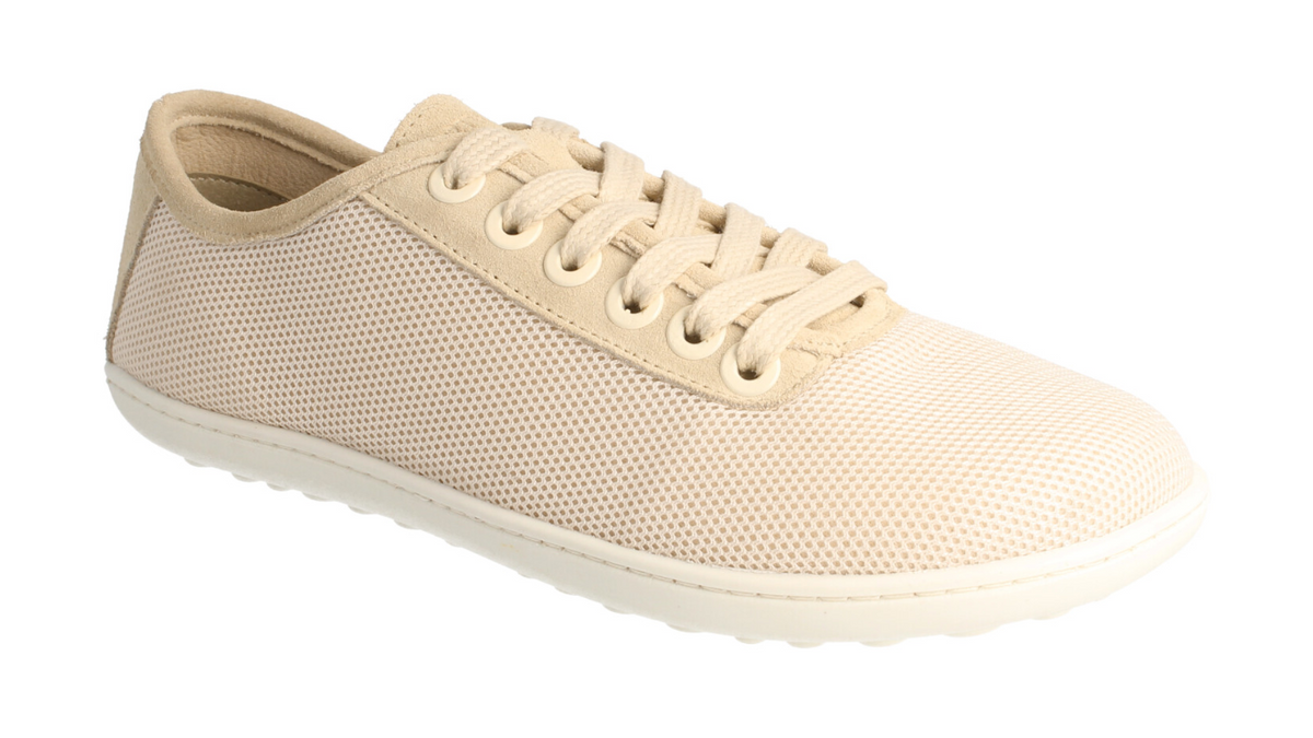 Barfußsneaker für Erwachsene mit breiter Zehenbox, Schnürung, schräge Seitenansicht