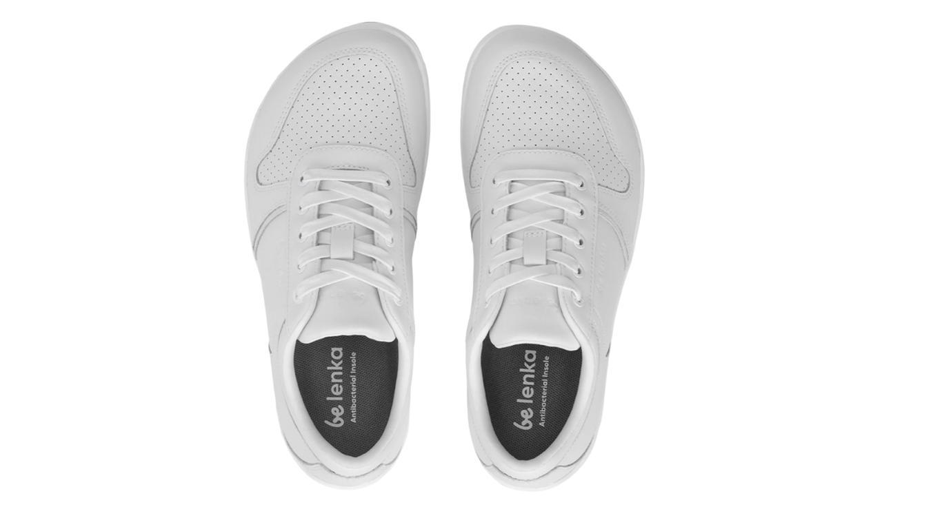 Barfußsneaker, Draufsicht. Paaransicht von oben mit Schnürung und geschlossener Ferse.