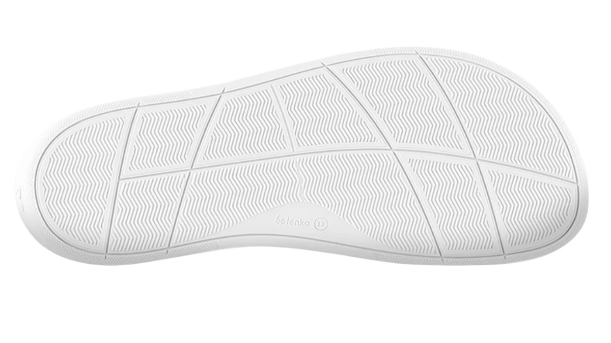 Barfußslipper, Ansicht der flachen, flexiblen Sohle von unten.