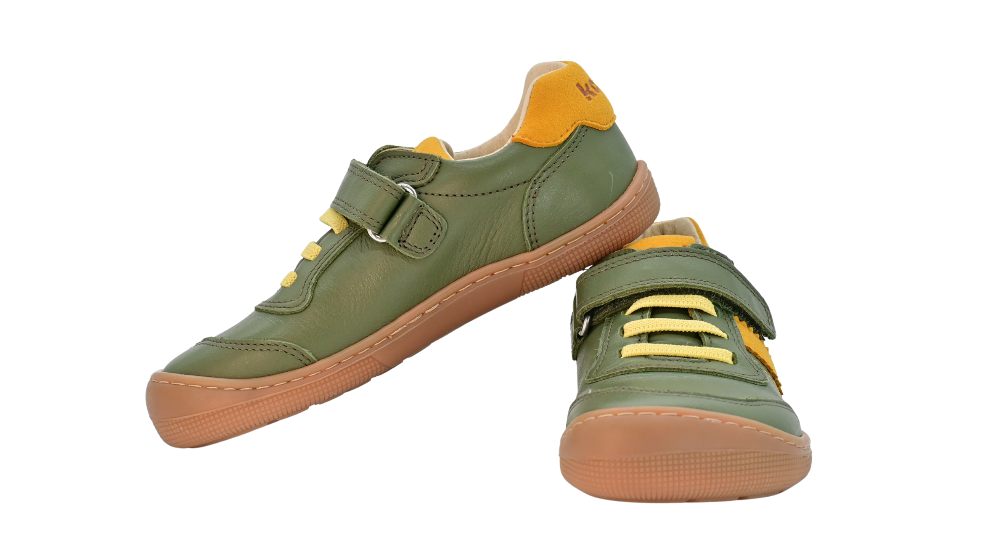 Barfußschuh für Kinder, geschlossene Zehenpartie, geschlossener Fersenbereich, Schnürung, Klettverschluss, seitliche Streifen, flache Sohle, Draufsicht und Seitenansicht als Paar
