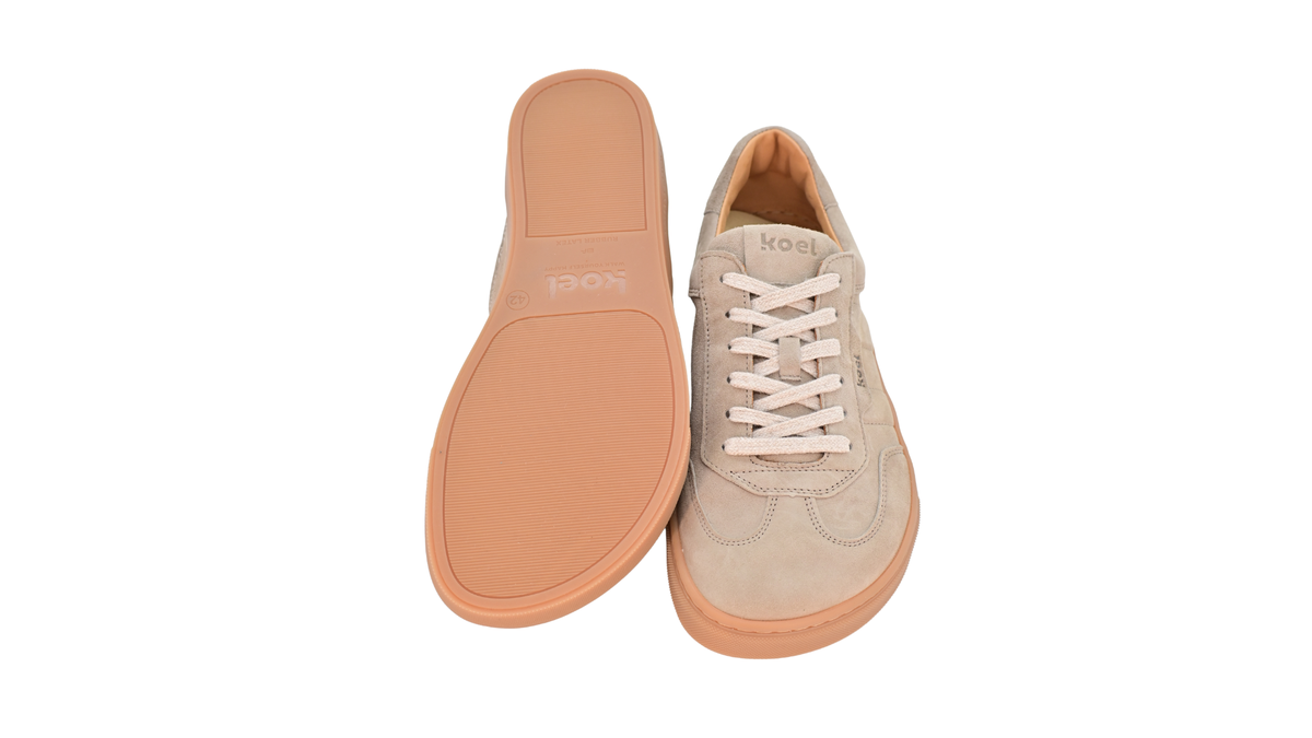 Barfußschuh für Erwachsene, geschlossene Zehenpartie, geschlossener Fersenbereich, Schnürung, Ziernähte im Seitenbereich, flache Sohle, Ansicht von unten und Draufsicht, Paar