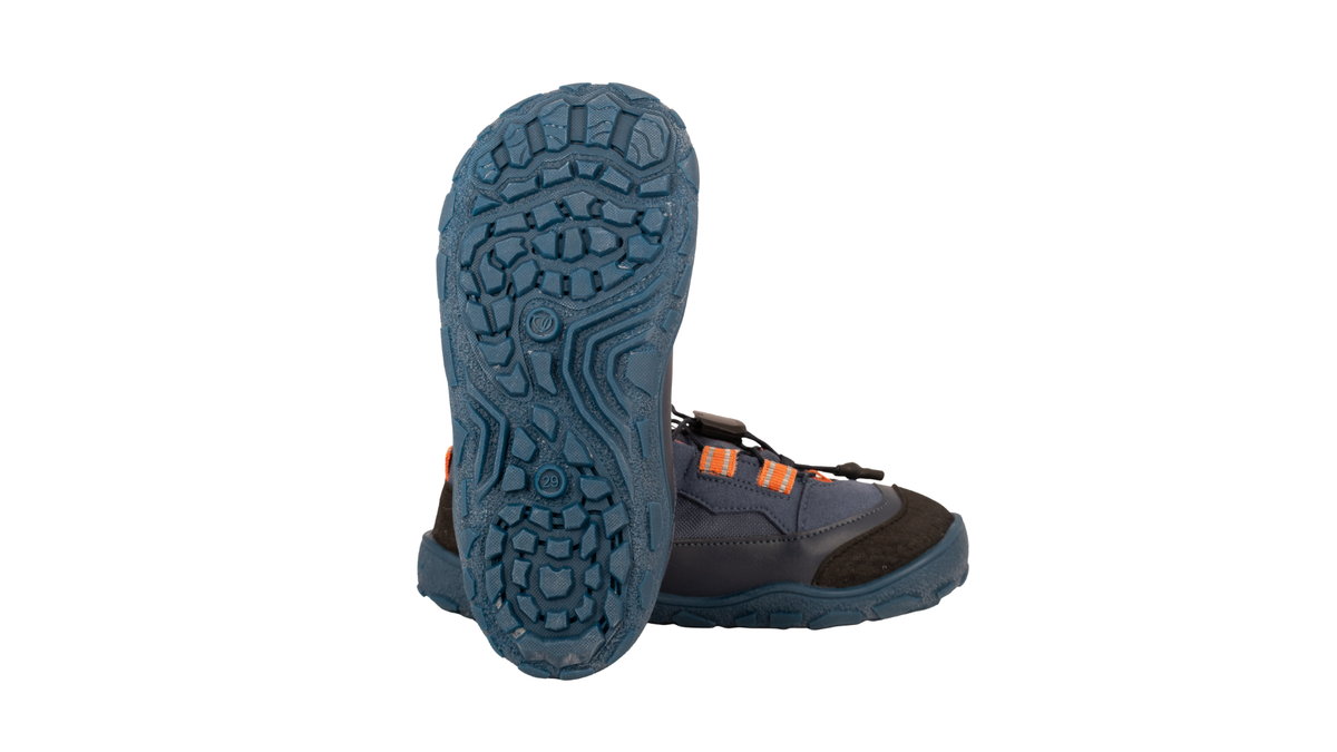 Barfußschuh mit profilierter, flexibler Sohle, Ansicht von unten