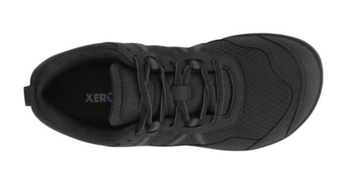 Barfußturnschuh für Kinder als einzelner Schuh, geschlossene Zehen, geschlossener Fersenbereich, Schnürung, Draufsicht.